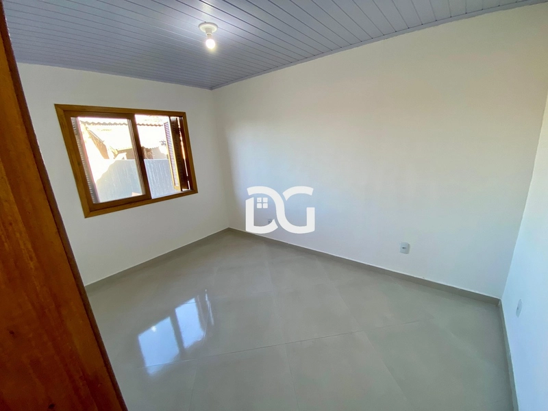 Casa aconchegante e bem distribuída, ideal para quem busca conforto: 9ª foto da galeria de imagens do imóvel