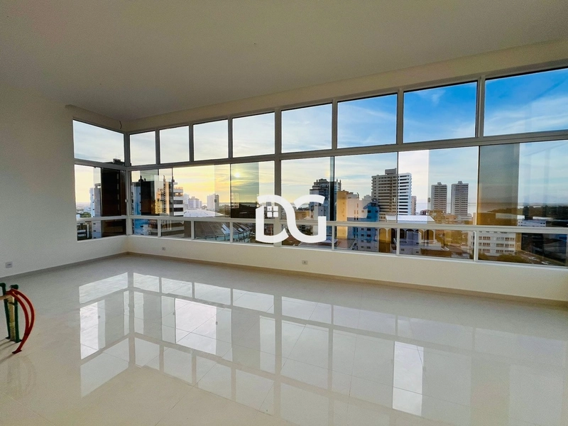 Cobertura exclusiva com ampla vista para a cidade, lagoa, rio e mar.: 7ª foto da galeria de imagens do imóvel