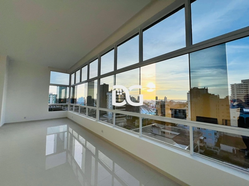 Cobertura exclusiva com ampla vista para a cidade, lagoa, rio e mar.: 1ª foto da galeria de imagens do imóvel