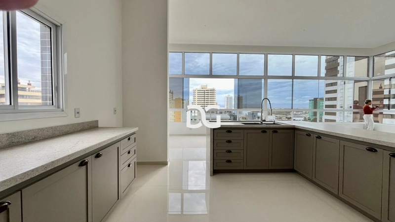 Cobertura exclusiva com ampla vista para a cidade, lagoa, rio e mar.: 6ª foto da galeria de imagens do imóvel