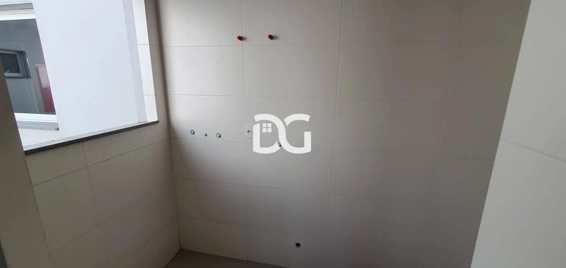 Encante-se com este apartamento de 2 quartos, incluindo 1 suíte: 19ª foto da galeria de imagens do imóvel