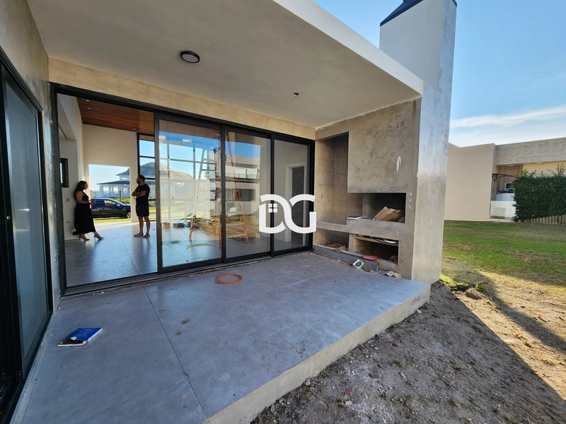 Casa elegante e funcional com 3 dormitórios: 11ª foto da galeria de imagens do imóvel