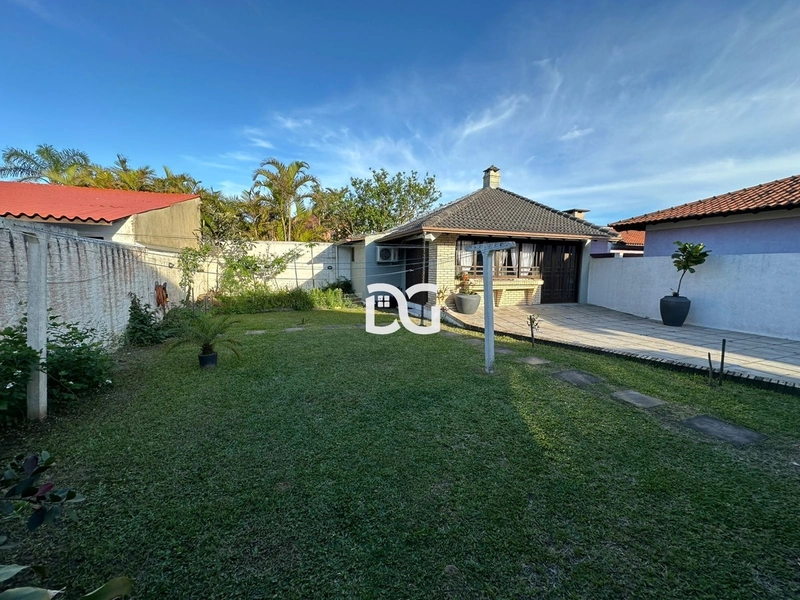 Casa aconchegante com 2 dormitórios, sendo 1 suíte: 25ª foto da galeria de imagens do imóvel
