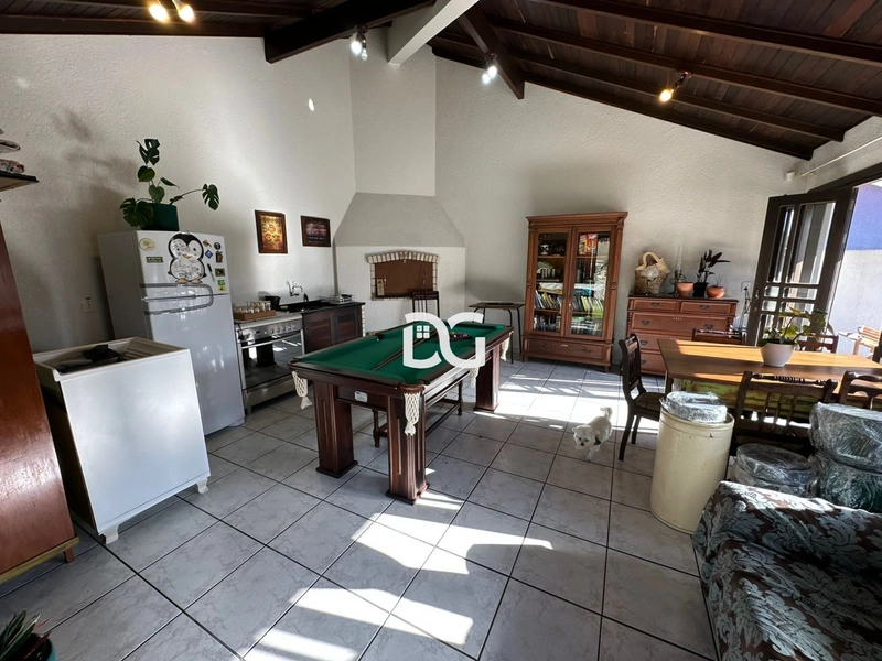 Casa aconchegante com 2 dormitórios, sendo 1 suíte: 28ª foto da galeria de imagens do imóvel