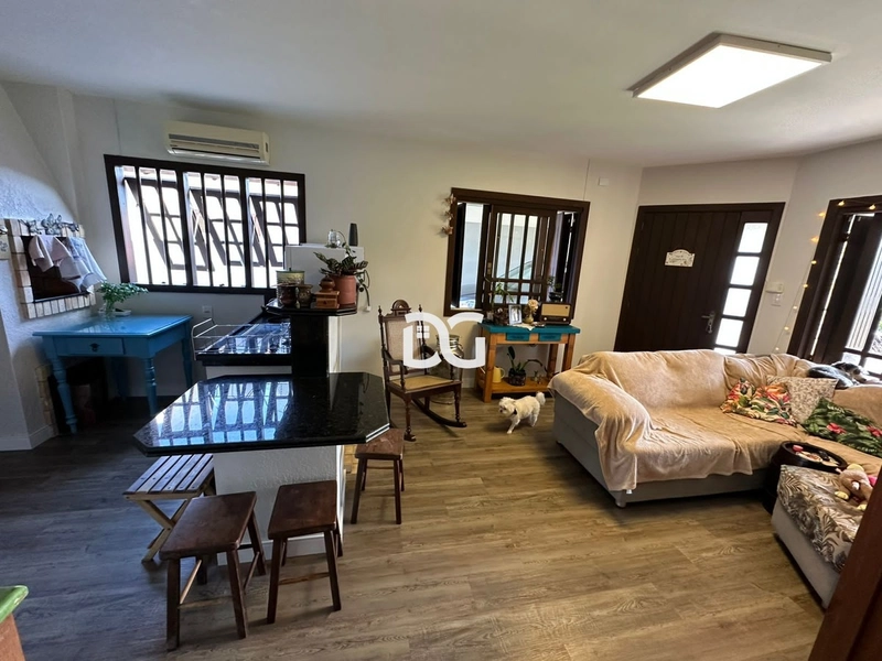 Casa aconchegante com 2 dormitórios, sendo 1 suíte: 6ª foto da galeria de imagens do imóvel