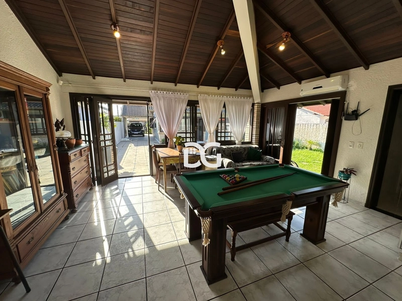 Casa aconchegante com 2 dormitórios, sendo 1 suíte: 27ª foto da galeria de imagens do imóvel