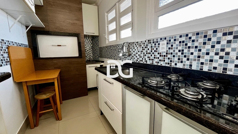 Apartamento mobiliado com vista para o mar: 11ª foto da galeria de imagens do imóvel