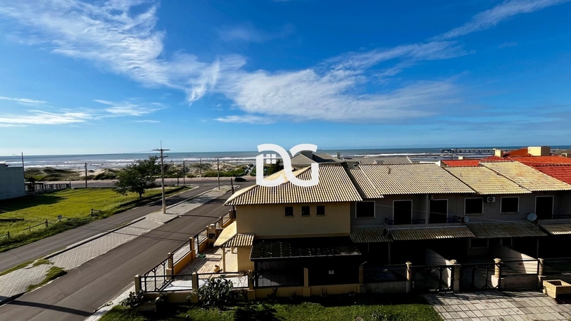 Apartamento mobiliado com vista para o mar: 1ª foto da galeria de imagens do imóvel