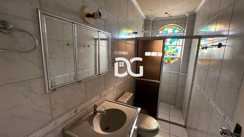 Apartamento com sacada de frente para a Avenida da Igreja: 16ª foto da galeria de imagens do imóvel