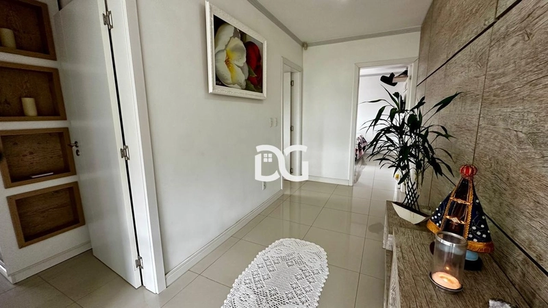 Casa encantadora com acesso exclusivo ao rio composta por 3 suítes: 4ª foto da galeria de imagens do imóvel