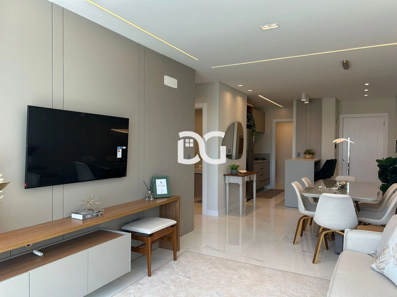 Viver aqui é desfrutar do melhor do litoral com estilo e praticidade.: 8ª foto da galeria de imagens do imóvel