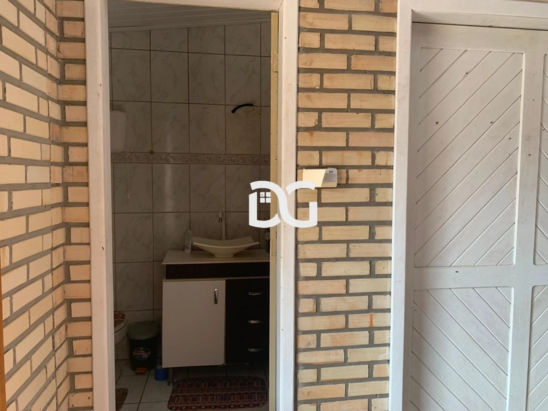 Casa aconchegante com duas suítes amplas, proporcionando conforto: 13ª foto da galeria de imagens do imóvel