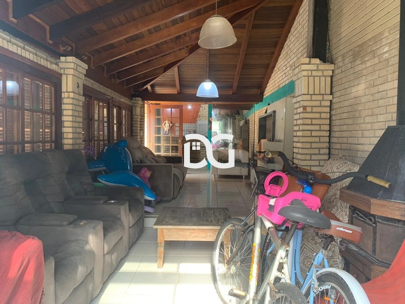 Casa aconchegante com duas suítes amplas, proporcionando conforto: 6ª foto da galeria de imagens do imóvel