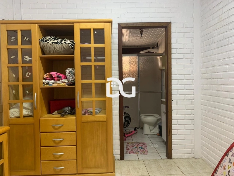 Casa aconchegante com duas suítes amplas, proporcionando conforto: 10ª foto da galeria de imagens do imóvel