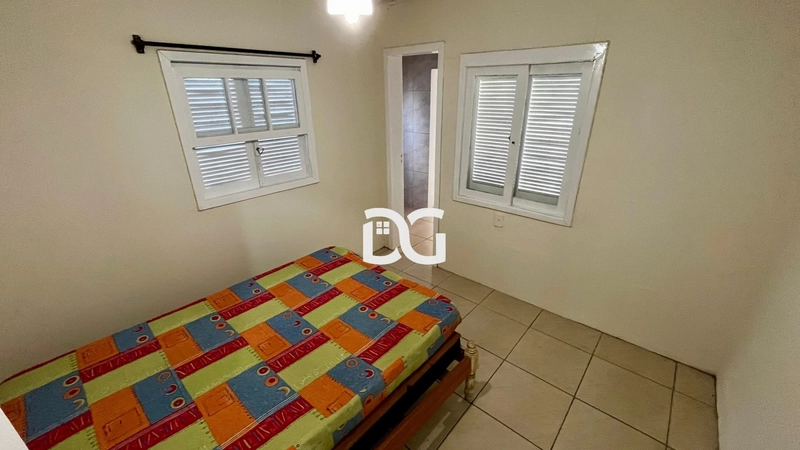 Casa aconchegante, ideal para quem busca conforto e praticidade.: 7ª foto da galeria de imagens do imóvel