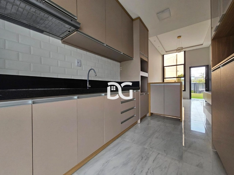 Casa nova em excelente localização: 6ª foto da galeria de imagens do imóvel