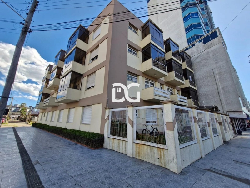 Apartamento térreo na Avenida da Igreja com vaga de garagem