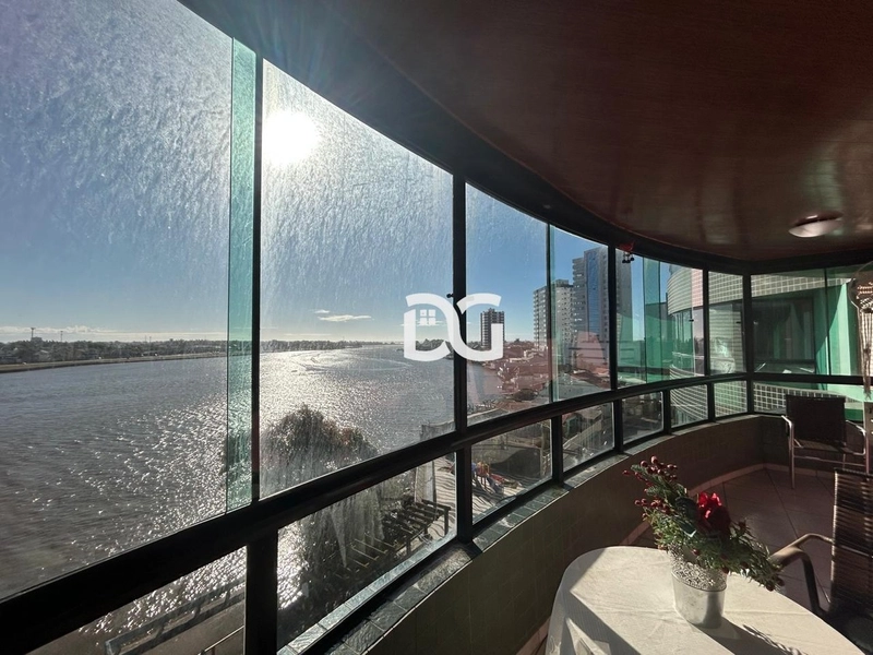 Belo apartamento com ampla sacada e vista panorâmica: 10ª foto da galeria de imagens do imóvel