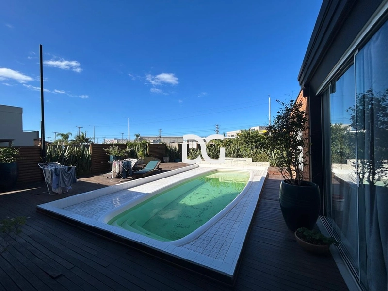 Casa de alto padrão em condomínio com 4 suites: 30ª foto da galeria de imagens do imóvel