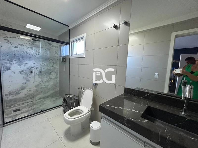 Casa de alto padrão em condomínio com 4 suites: 10ª foto da galeria de imagens do imóvel