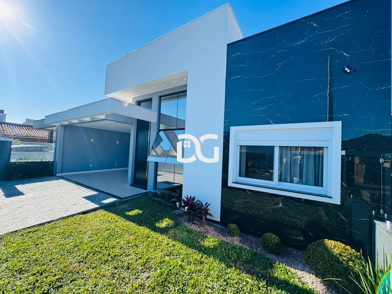 Casa térrea com 170m² de alto padrão, composta por 3 suítes: 1ª foto da galeria de imagens do imóvel