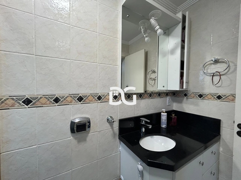 Apartamento mobiliado com vista para o mar, composto por 3 dormitórios: 31ª foto da galeria de imagens do imóvel