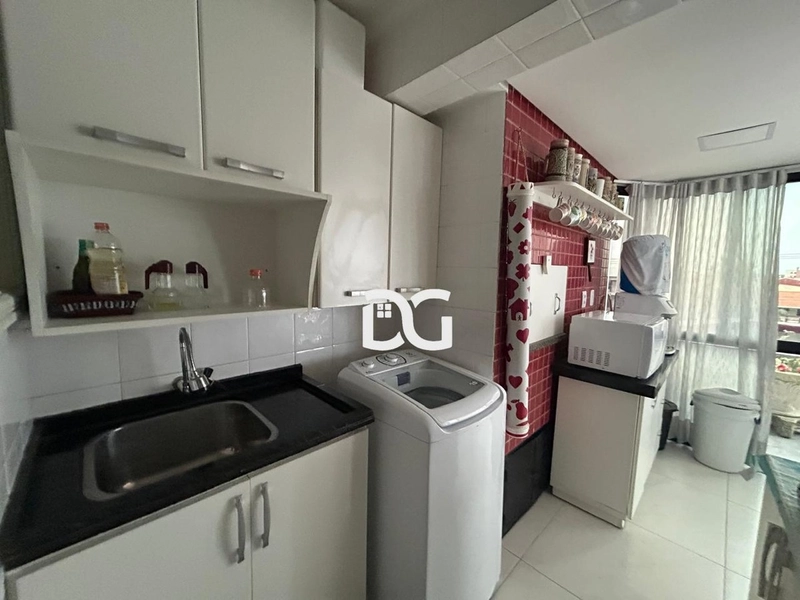 Apartamento mobiliado com vista para o mar, composto por 3 dormitórios: 15ª foto da galeria de imagens do imóvel
