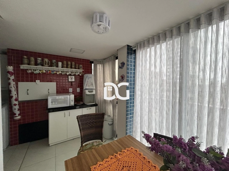 Apartamento mobiliado com vista para o mar, composto por 3 dormitórios: 18ª foto da galeria de imagens do imóvel