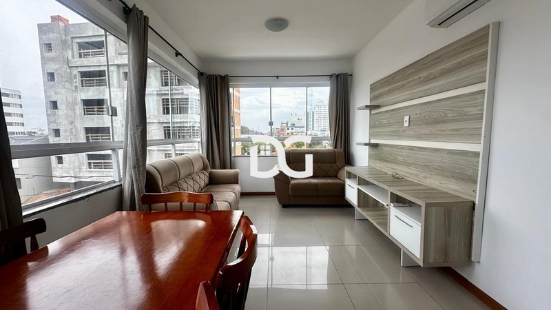 Apartamento mobiliado e decorado, composto por 2 dormitórios: 4ª foto da galeria de imagens do imóvel