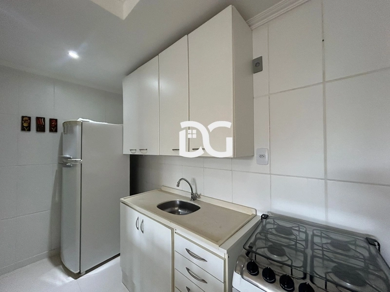 APARTAMENTO MOBILIADO A VENDA PROX. A AVENIDA DA IGREJA: 10ª foto da galeria de imagens do imóvel