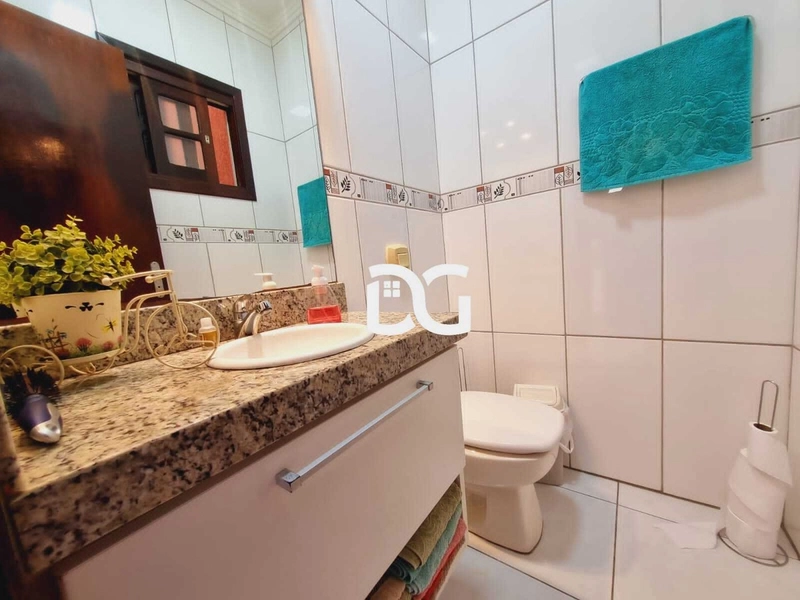SOBRADO TRIPLEX COM ELEVADOR A VENDA NO CENTRO DE TRAMANDAI: 6ª foto da galeria de imagens do imóvel