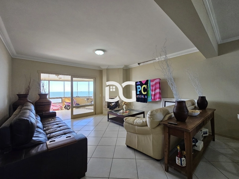 Apartamento exclusivo de frente para a praia com vista infinita: 2ª foto da galeria de imagens do imóvel