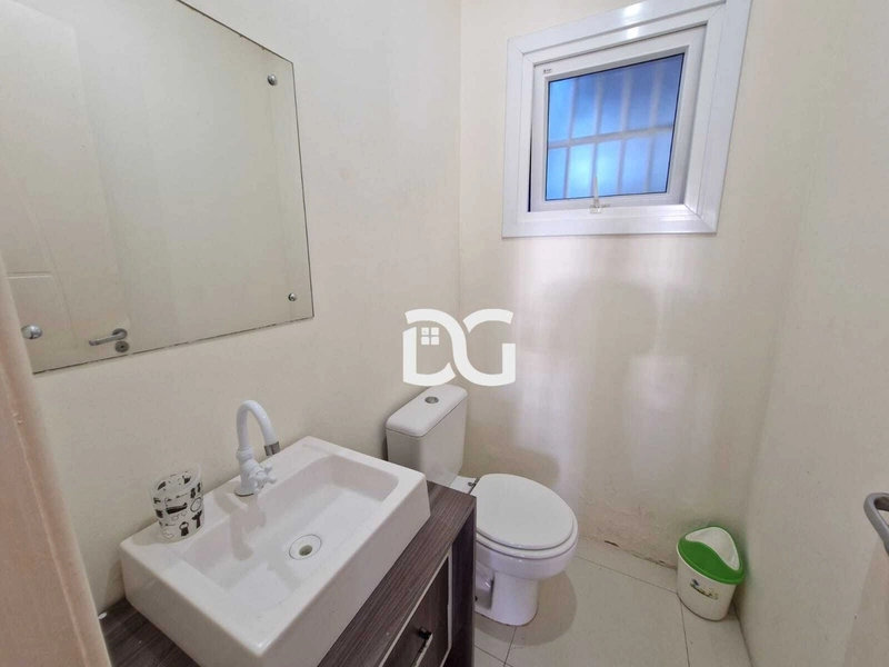 Duplex funcional composto por 2 suítes amplas. Excelente localização: 20ª foto da galeria de imagens do imóvel