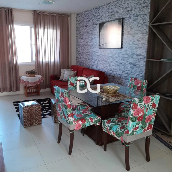 Duplex funcional composto por 2 suítes amplas: 1ª foto da galeria de imagens do imóvel