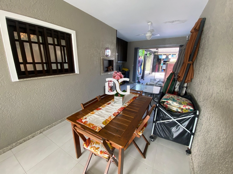 Casa aconchegante composta por 3 dorm, sendo 1 suíte próxima ao mar: 14ª foto da galeria de imagens do imóvel