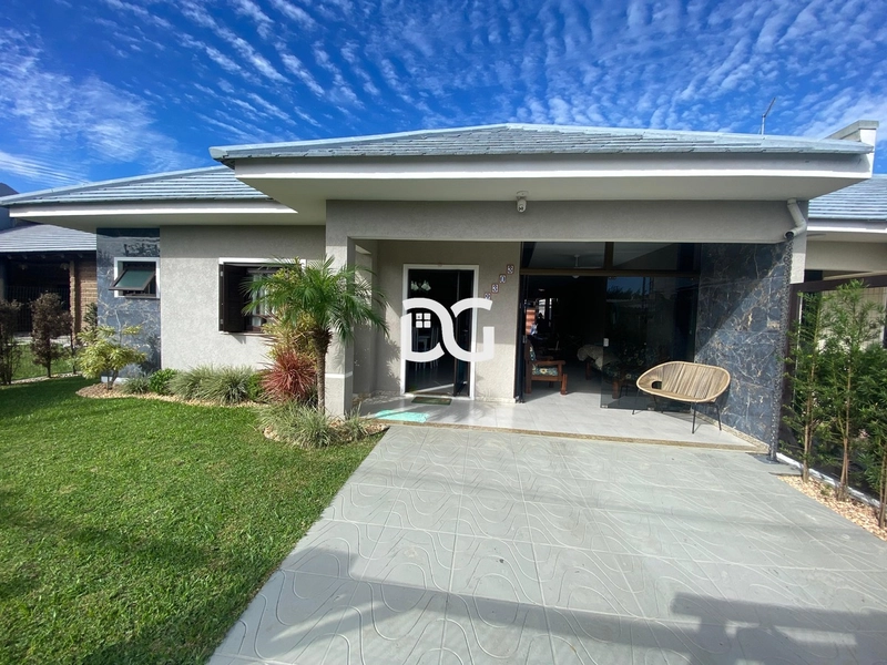 Casa aconchegante composta por 3 dorm, sendo 1 suíte próxima ao mar: 3ª foto da galeria de imagens do imóvel