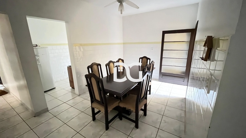 Casa ampla composta por 6 dormitórios: 7ª foto da galeria de imagens do imóvel