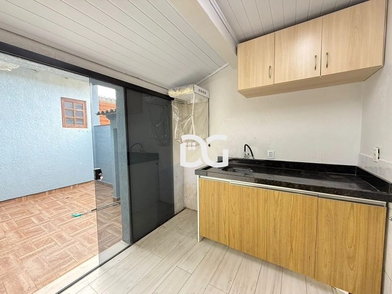 Casa com 3 dormitórios, semimobiliada: 9ª foto da galeria de imagens do imóvel