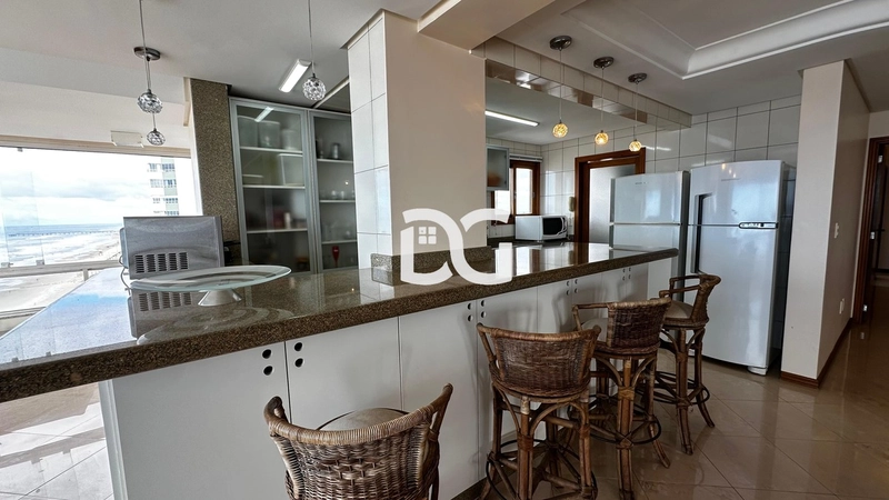 Apartamento de alto padrão com vista eterna para o mar: 14ª foto da galeria de imagens do imóvel