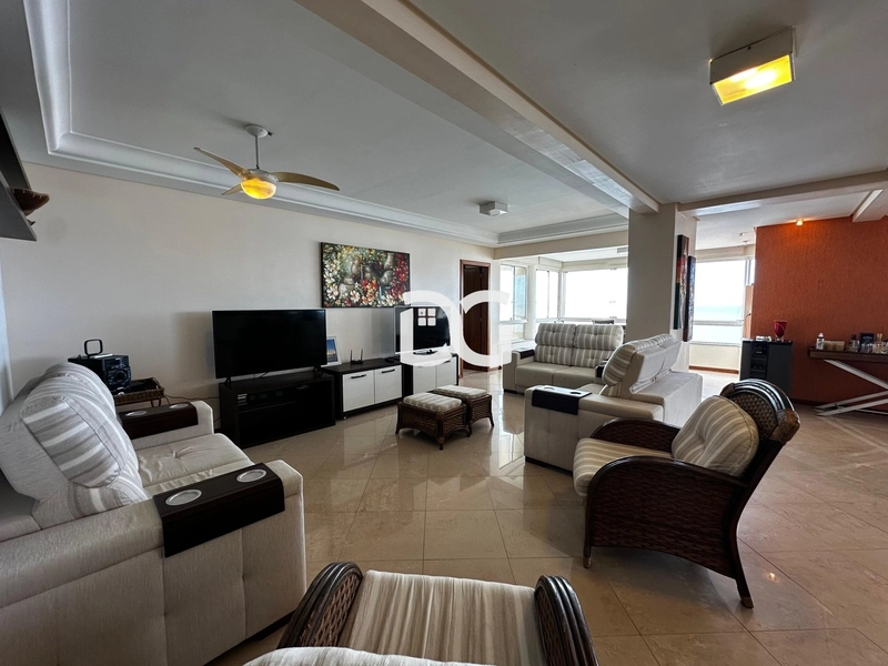 Apartamento de alto padrão com vista eterna para o mar: 5ª foto da galeria de imagens do imóvel