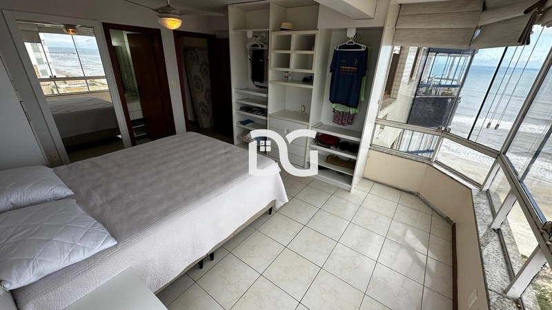 Apartamento de alto padrão com vista eterna para o mar: 17ª foto da galeria de imagens do imóvel