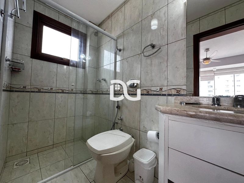 Apartamento de alto padrão com vista eterna para o mar: 24ª foto da galeria de imagens do imóvel