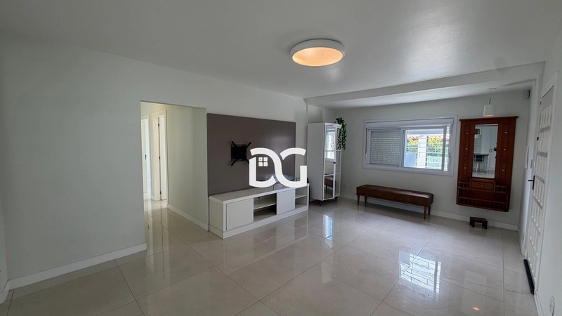 Casa composta por 3 dormitórios, sendo 1 suíte no centro: 9ª foto da galeria de imagens do imóvel
