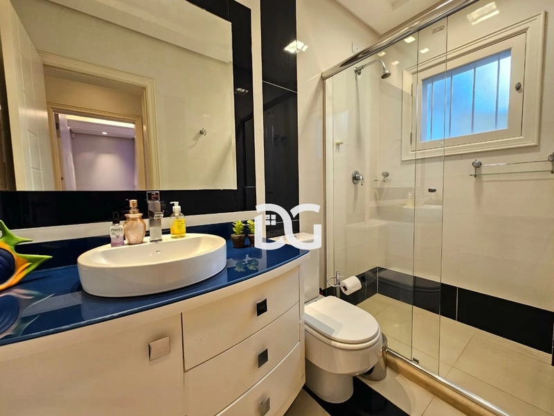 Casa impecável projetada para oferecer conforto e elegância. 4 dorm.: 27ª foto da galeria de imagens do imóvel