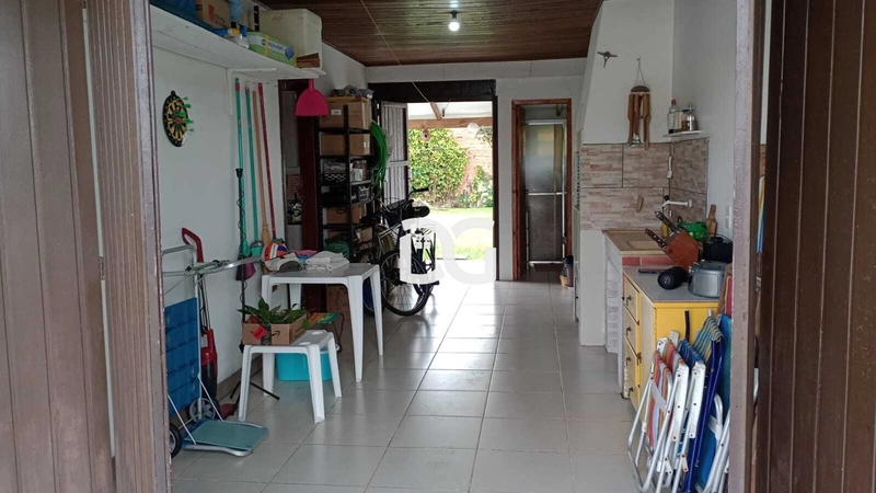 Casa aconchegante, composta por 2 dormitórios bem distribuídos: 15ª foto da galeria de imagens do imóvel