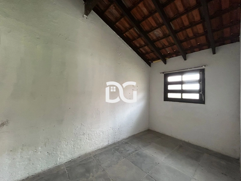 Casa composta por 3 dormitórios, sendo 1 suíte, oferecendo conforto: 18ª foto da galeria de imagens do imóvel