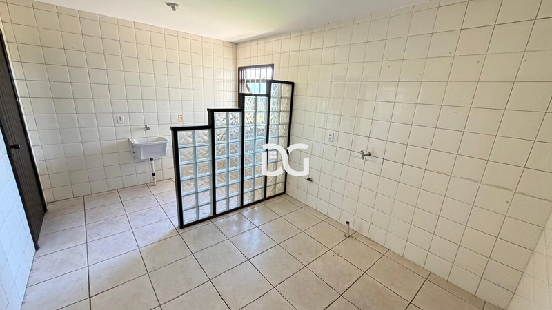 Casa composta por 3 dormitórios, sendo 1 suíte, oferecendo conforto: 12ª foto da galeria de imagens do imóvel