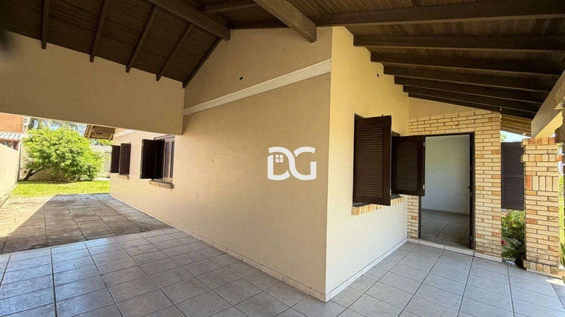 Casa composta por 3 dormitórios, sendo 1 suíte, oferecendo conforto: 3ª foto da galeria de imagens do imóvel