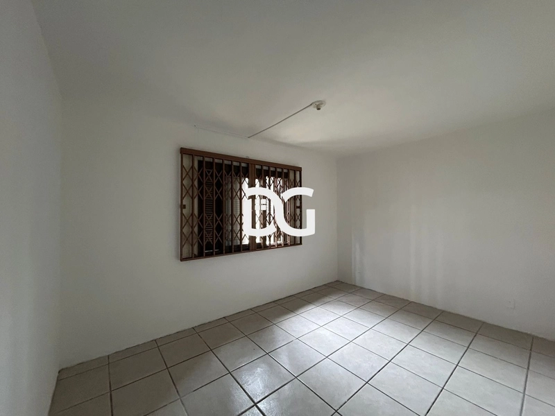 Casa composta por 3 dormitórios, sendo 1 suíte, oferecendo conforto: 16ª foto da galeria de imagens do imóvel