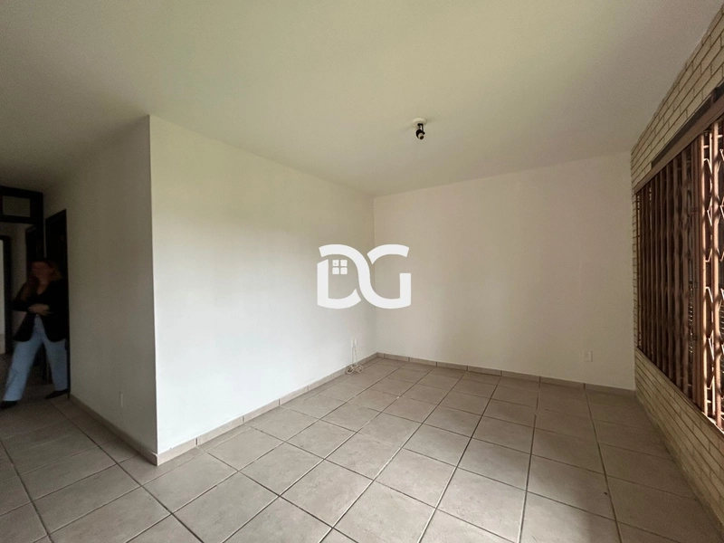Casa composta por 3 dormitórios, sendo 1 suíte, oferecendo conforto: 12ª foto da galeria de imagens do imóvel
